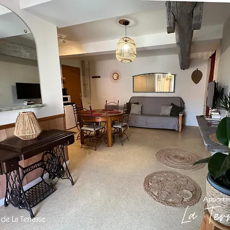 Lägenhet Domaine De La Terrasse Carbonne