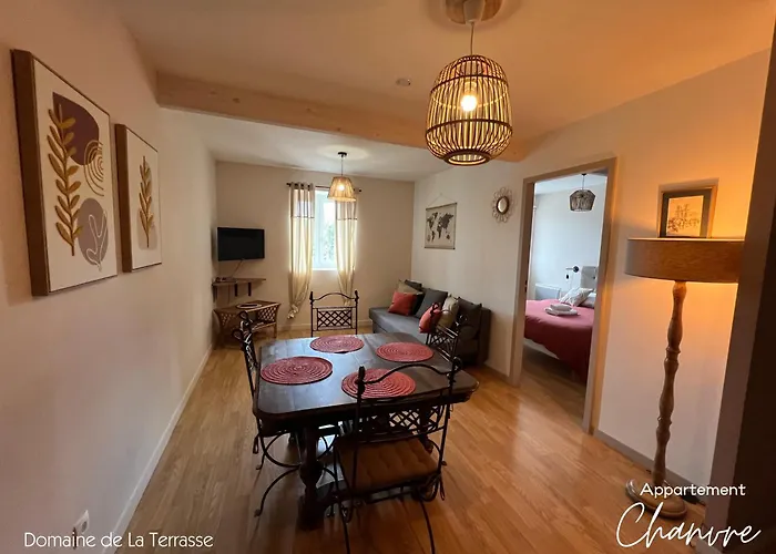 Domaine De La Terrasse Carbonne