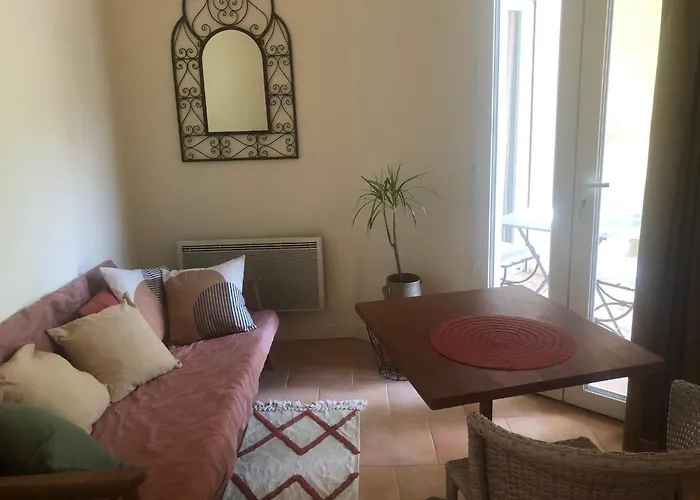 Domaine De La Terrasse Carbonne